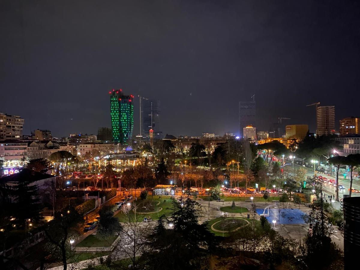 Amo Tower Tirana Center Apartment Exterior photo